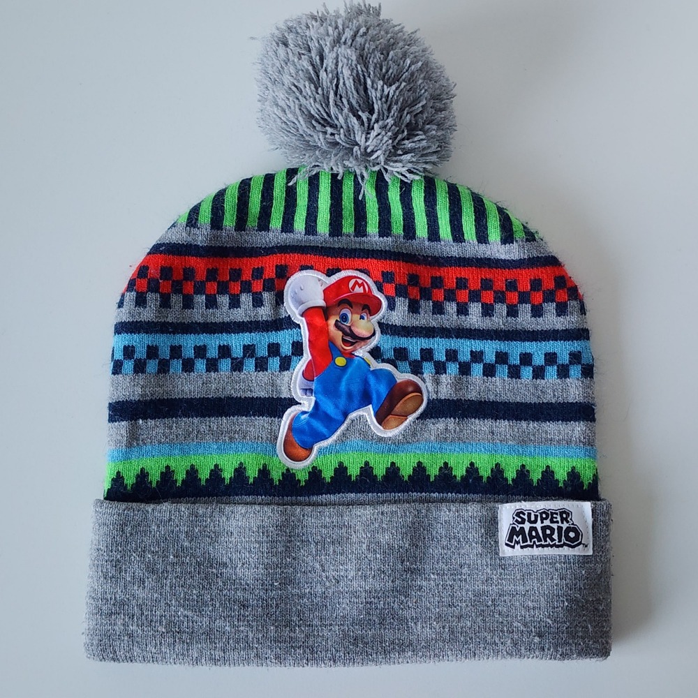 Nintendo‎ Super Mario Beanie Hat Mens OS Gray Striped Pom Pom Knit Winter Cap
